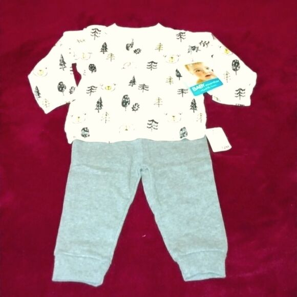 Baby Essentials Outfit 12 month Sweatpants Shirt Boy's - Picture 1 of 5